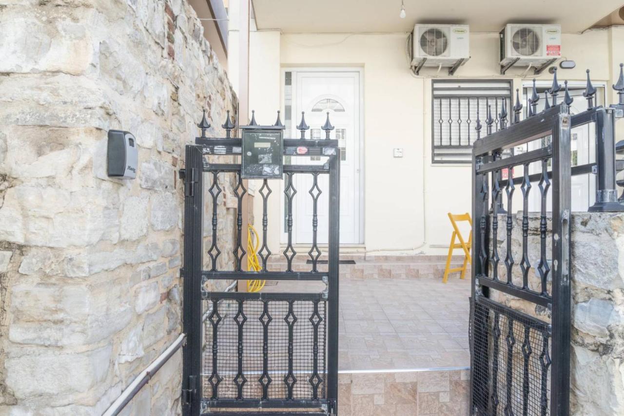 1 Bedroom Apartment Opposite Medical Center Iraklio Eksteriør bilde